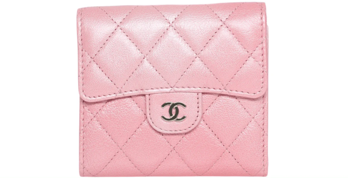 Chanel - Iridescent Caviar Flap Quilted Card Holder Wallet Pink (Pre-Owned)