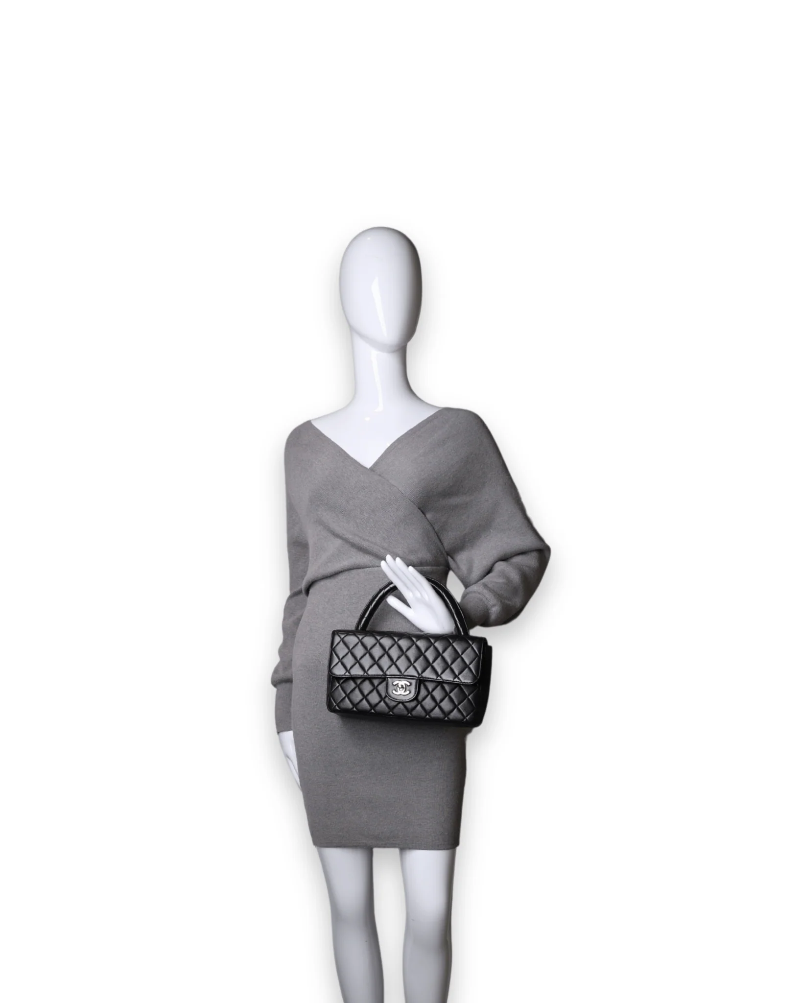 Chanel Vintage Twin Top Handbag in Lambskin - Image 2