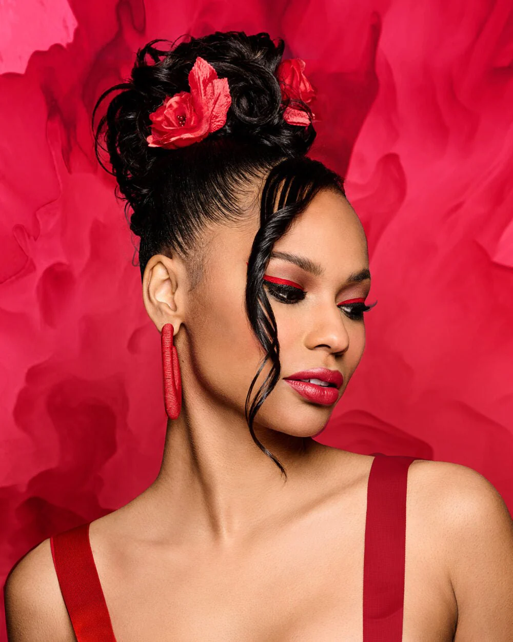 Clip It Classy Curly Updo Hairpiece – Kim Kimble - Image 4