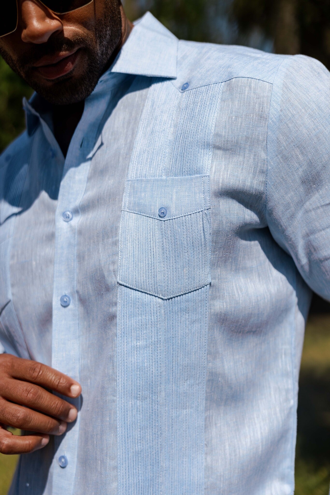 Men's 100% Linen Two-Pocket Design Guayabera Shirt Long Sleeve - Image 11