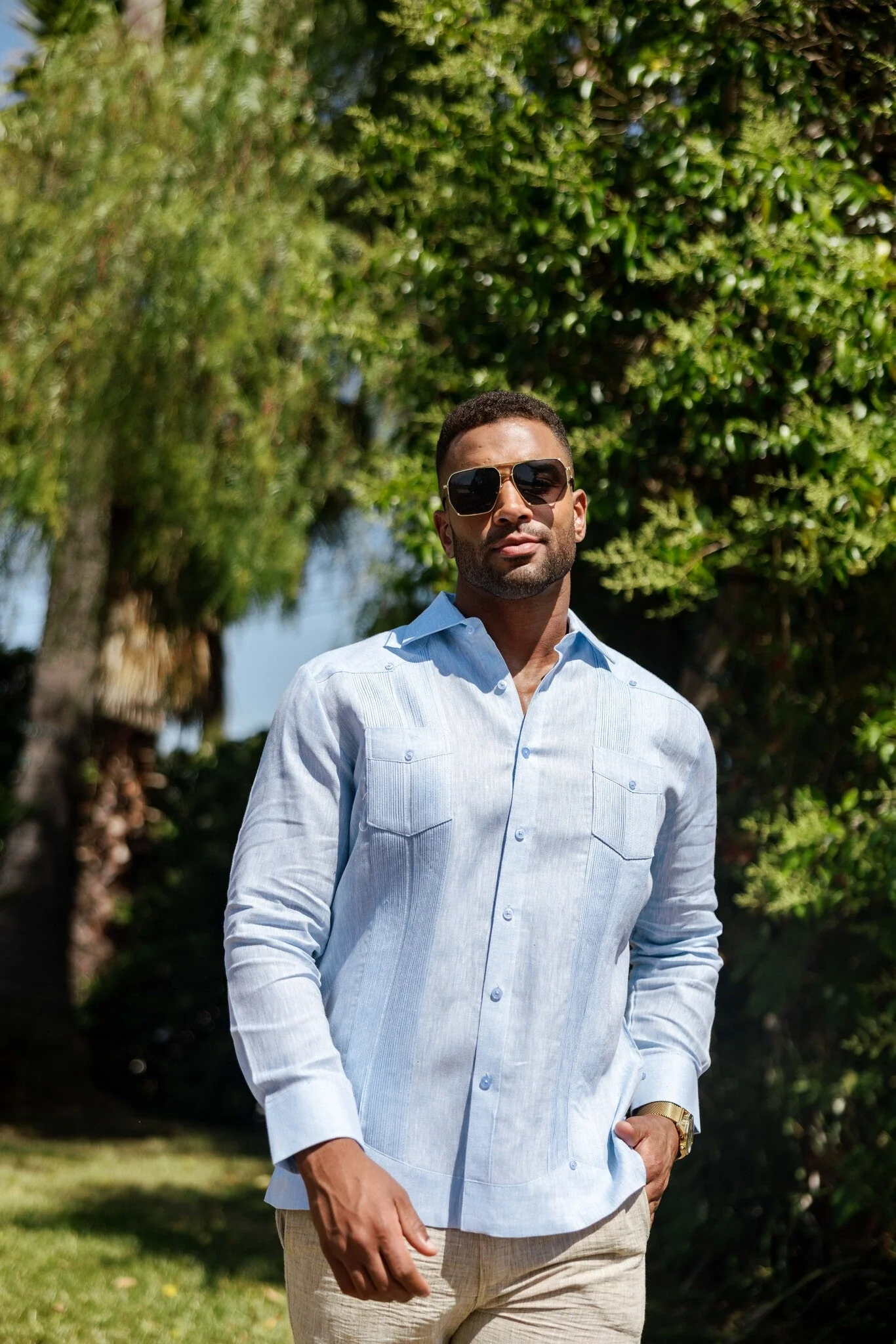 Men's 100% Linen Two-Pocket Design Guayabera Shirt Long Sleeve - Image 3