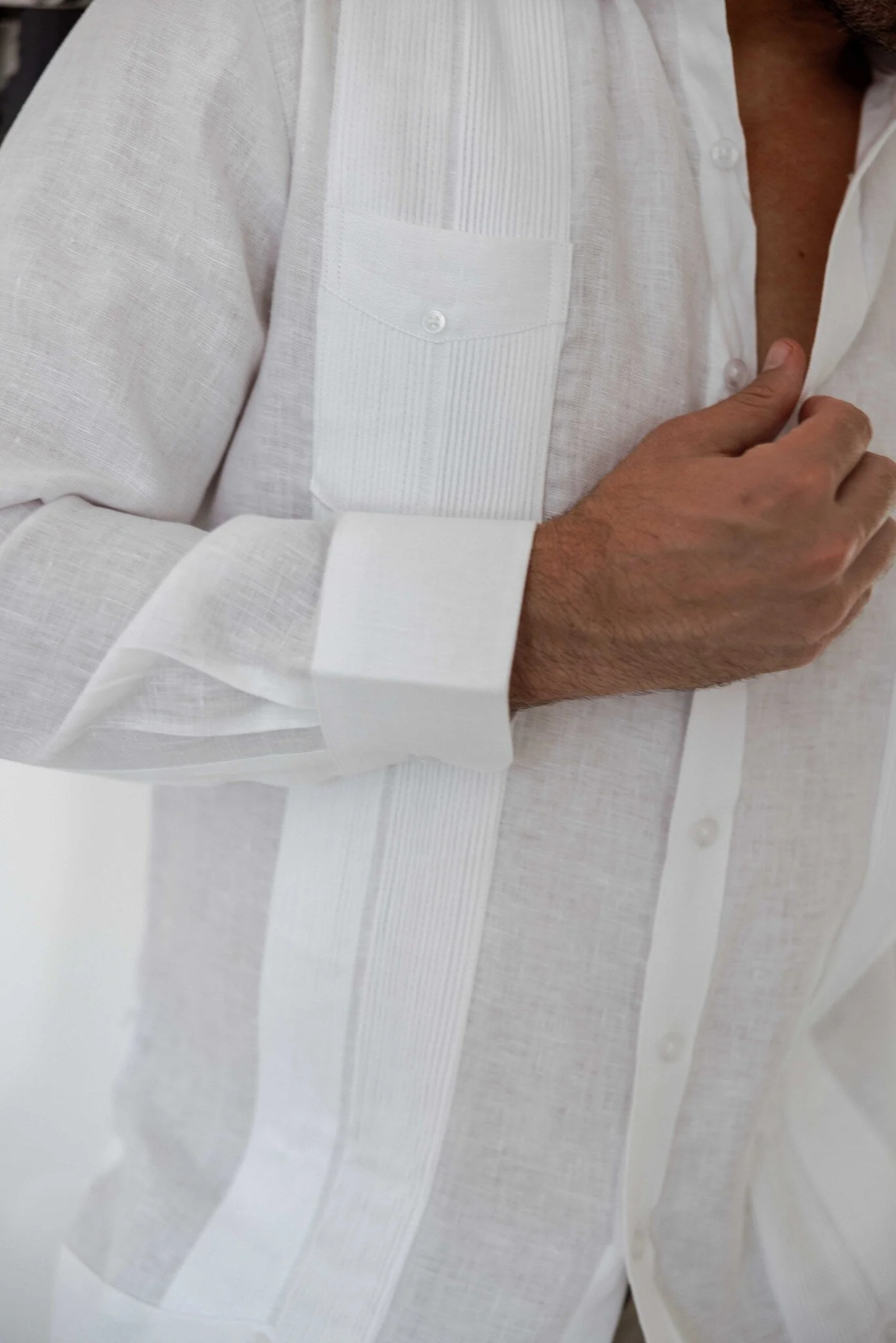 Men's 100% Linen Two-Pocket Design Guayabera Shirt Long Sleeve - Image 41