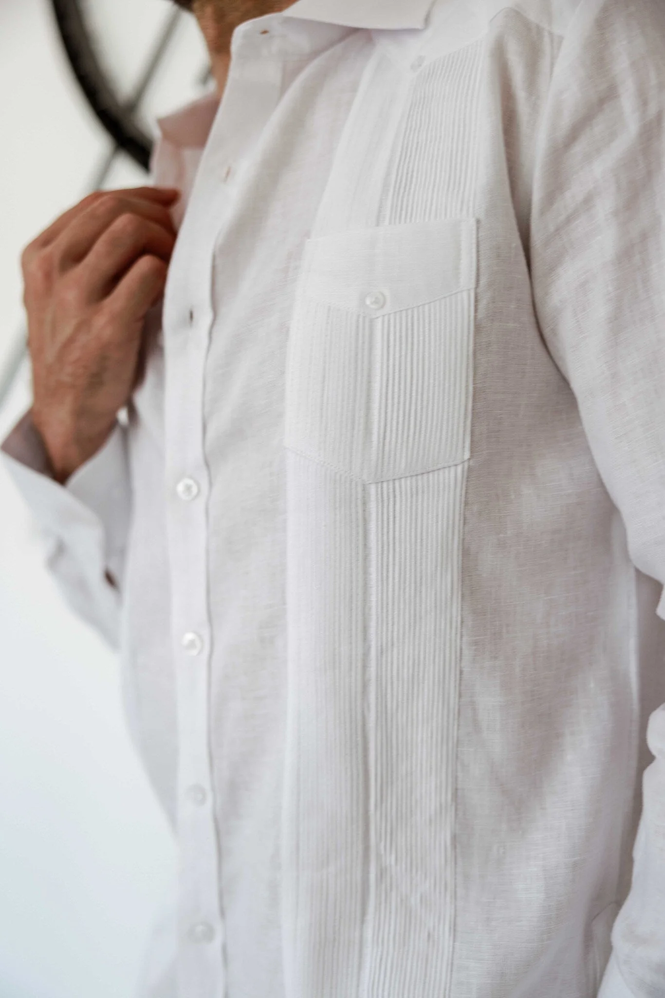 Men's 100% Linen Two-Pocket Design Guayabera Shirt Long Sleeve - Image 42