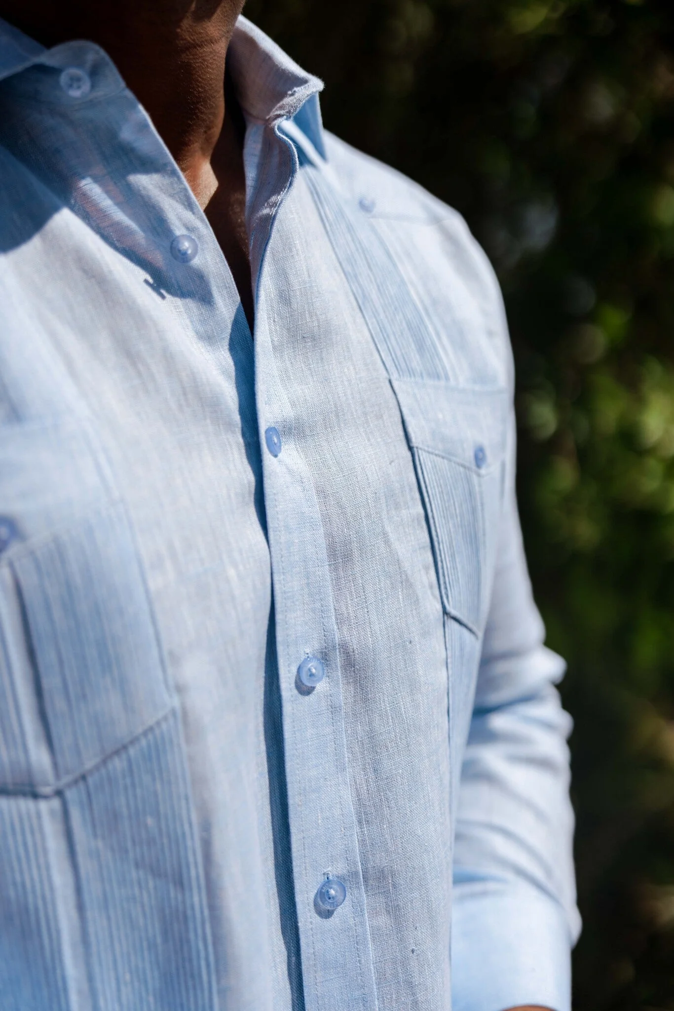 Men's 100% Linen Two-Pocket Design Guayabera Shirt Long Sleeve - Image 6