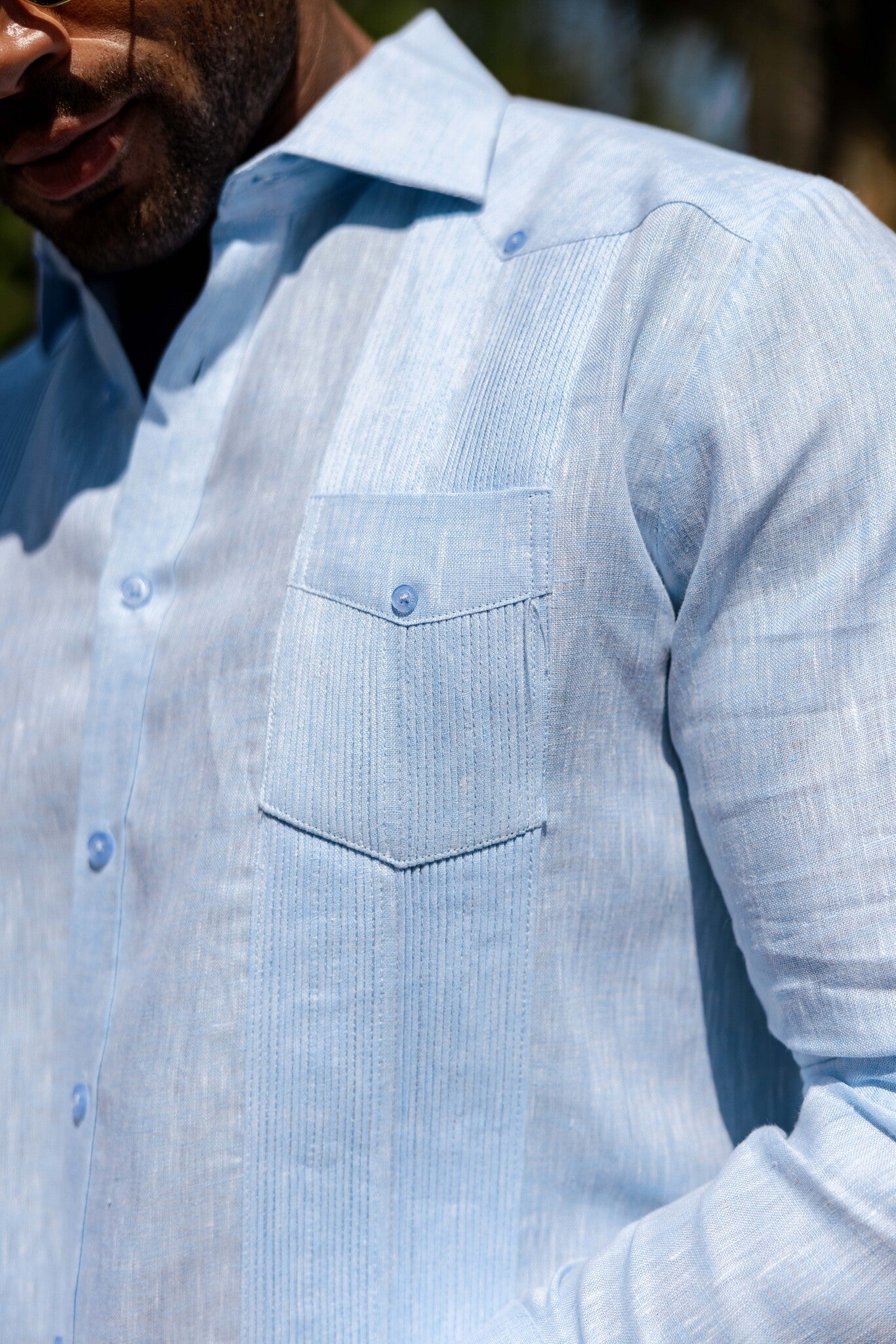 Men's 100% Linen Two-Pocket Design Guayabera Shirt Long Sleeve - Image 7