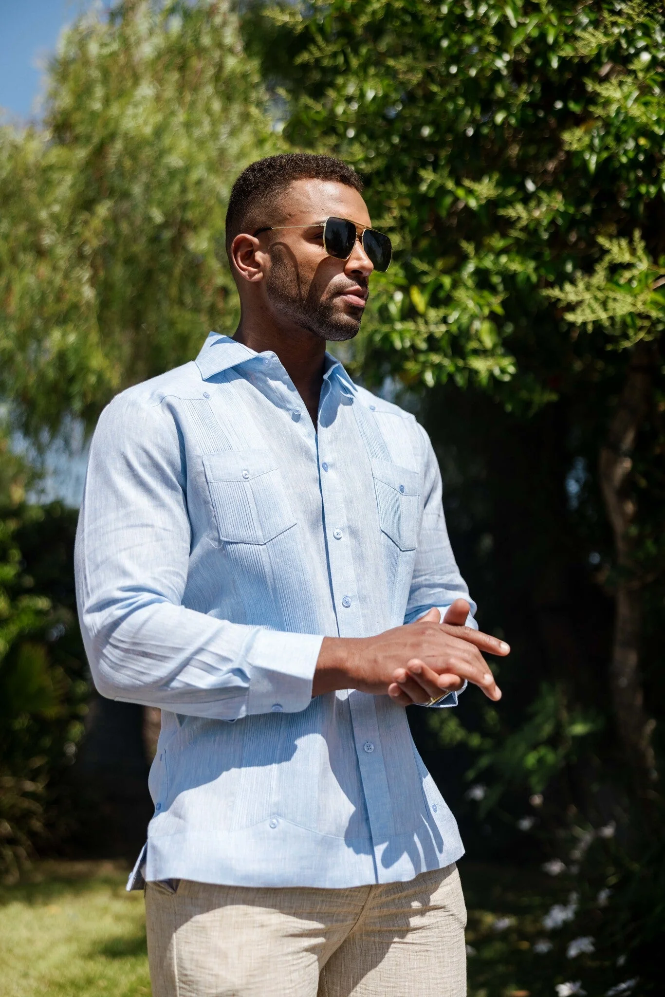 Men's 100% Linen Two-Pocket Design Guayabera Shirt Long Sleeve - Image 8