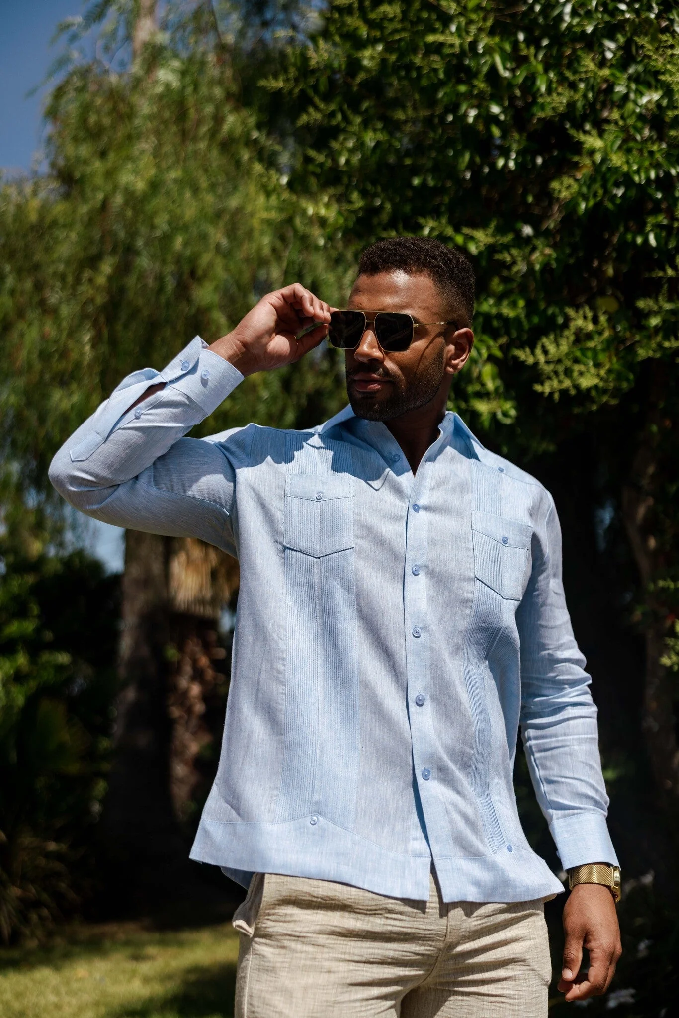 Men's 100% Linen Two-Pocket Design Guayabera Shirt Long Sleeve - Image 9