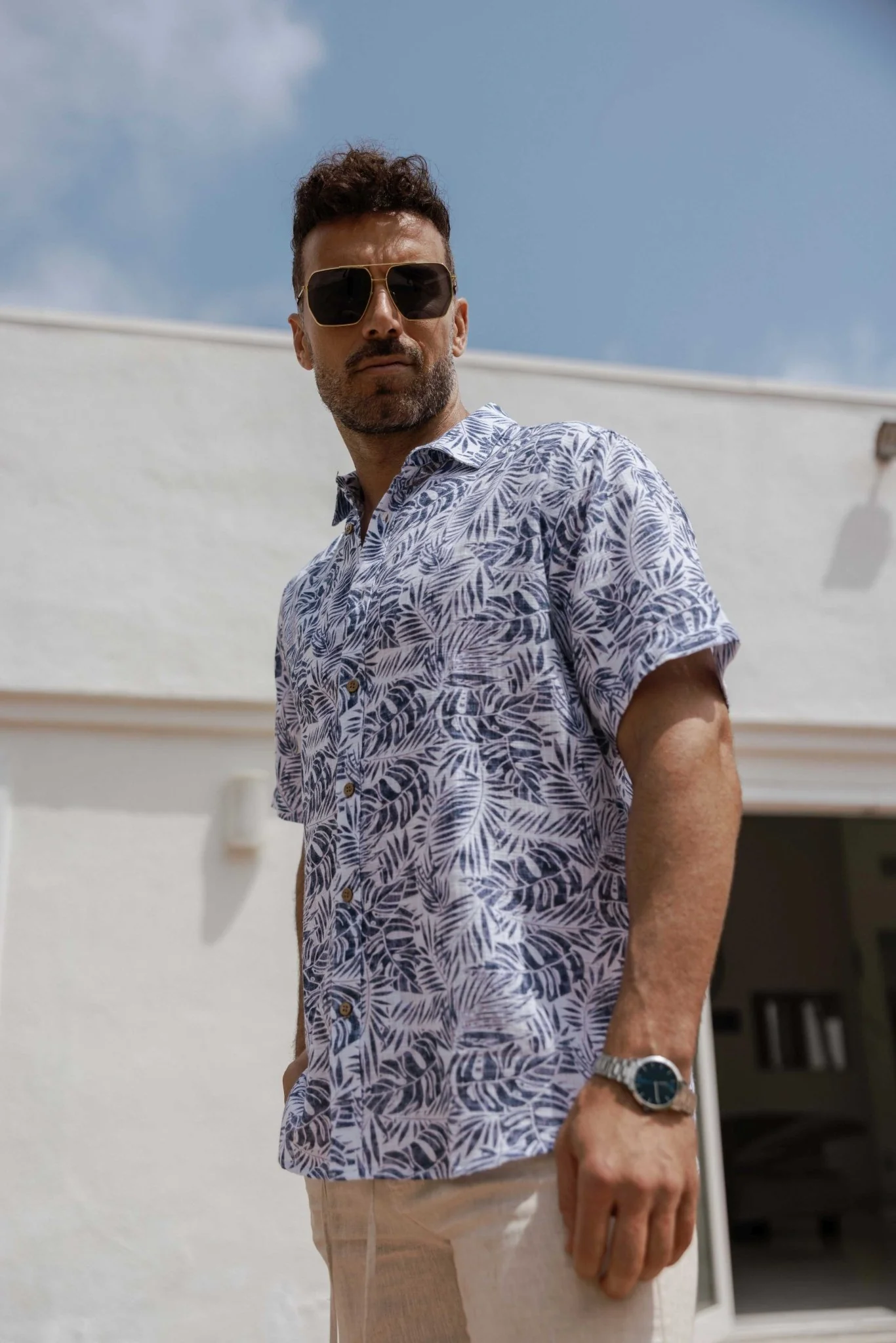Men's Resort Style Casual Linen Blend Leafy Print Shirt - Image 6