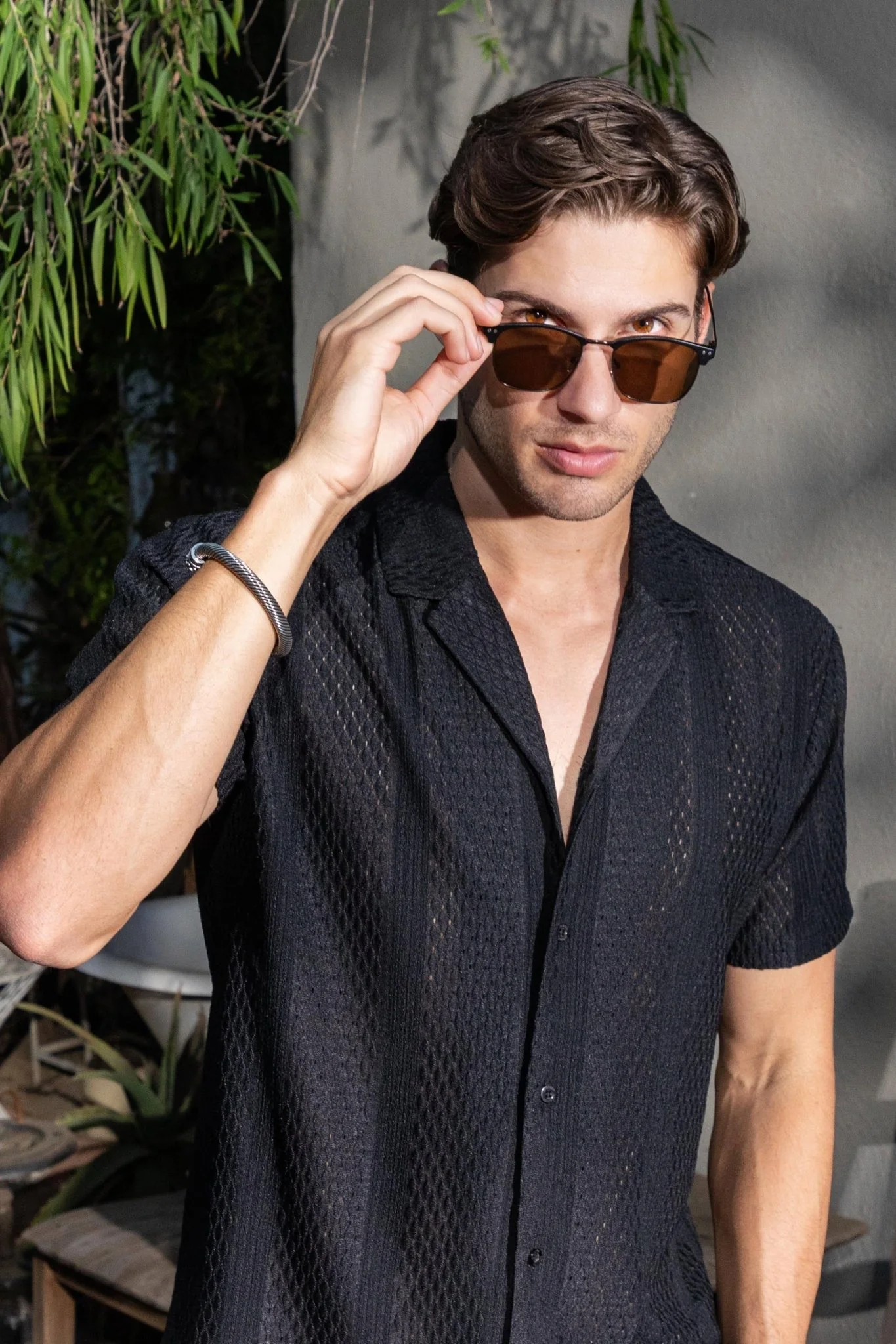 Men's Textured Button Down Knit Shirt - Image 9