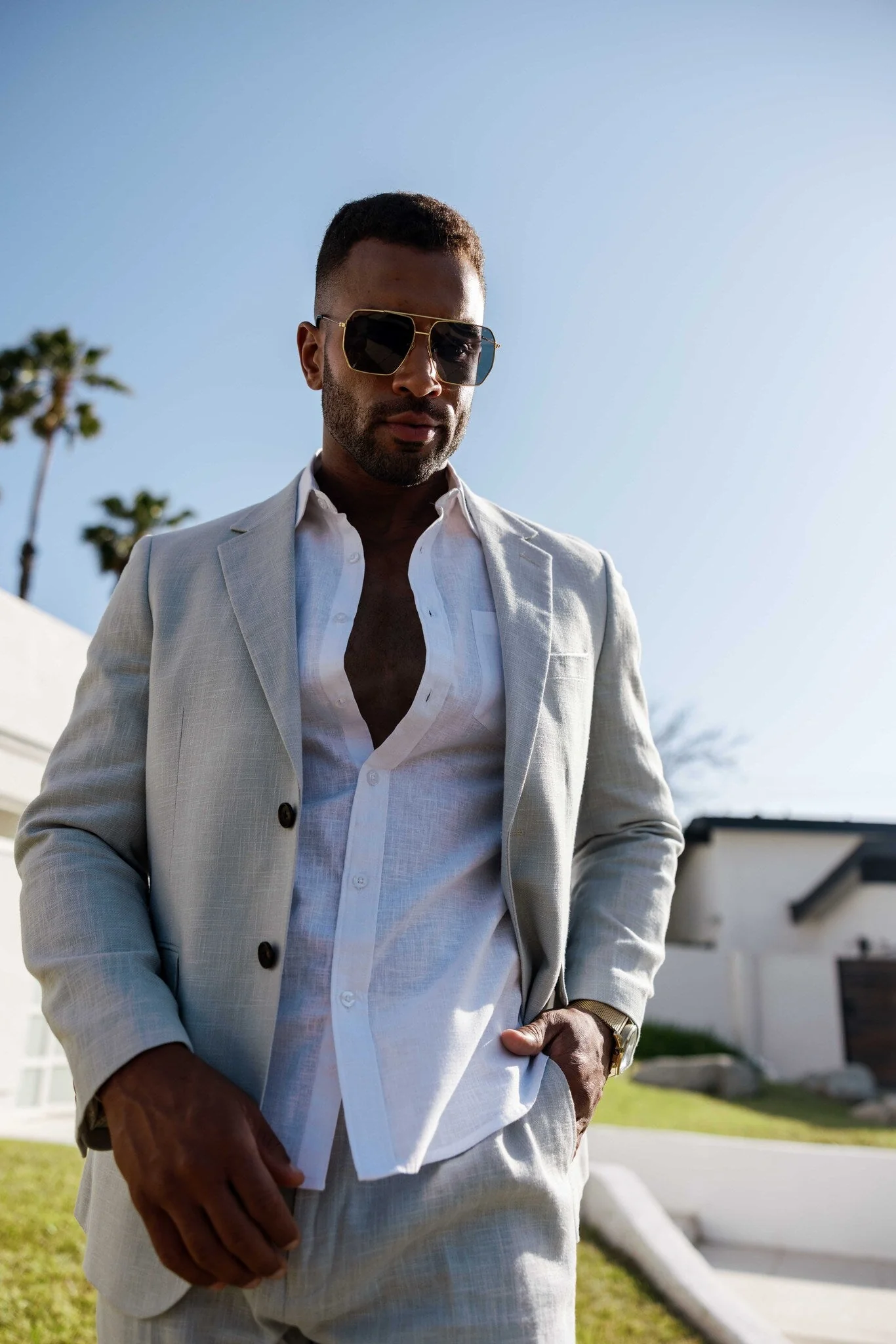 Men's Textured Linen Blend Suit - Image 11