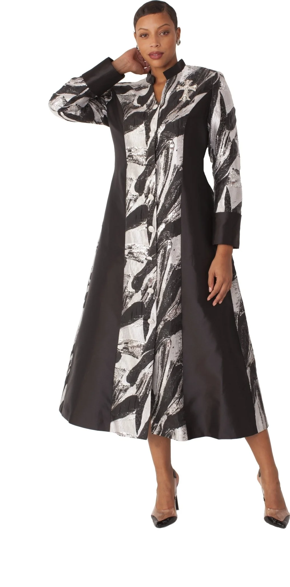Plus Size Brocade Clergy Robe with Cross Brooch – 4821W - Image 5