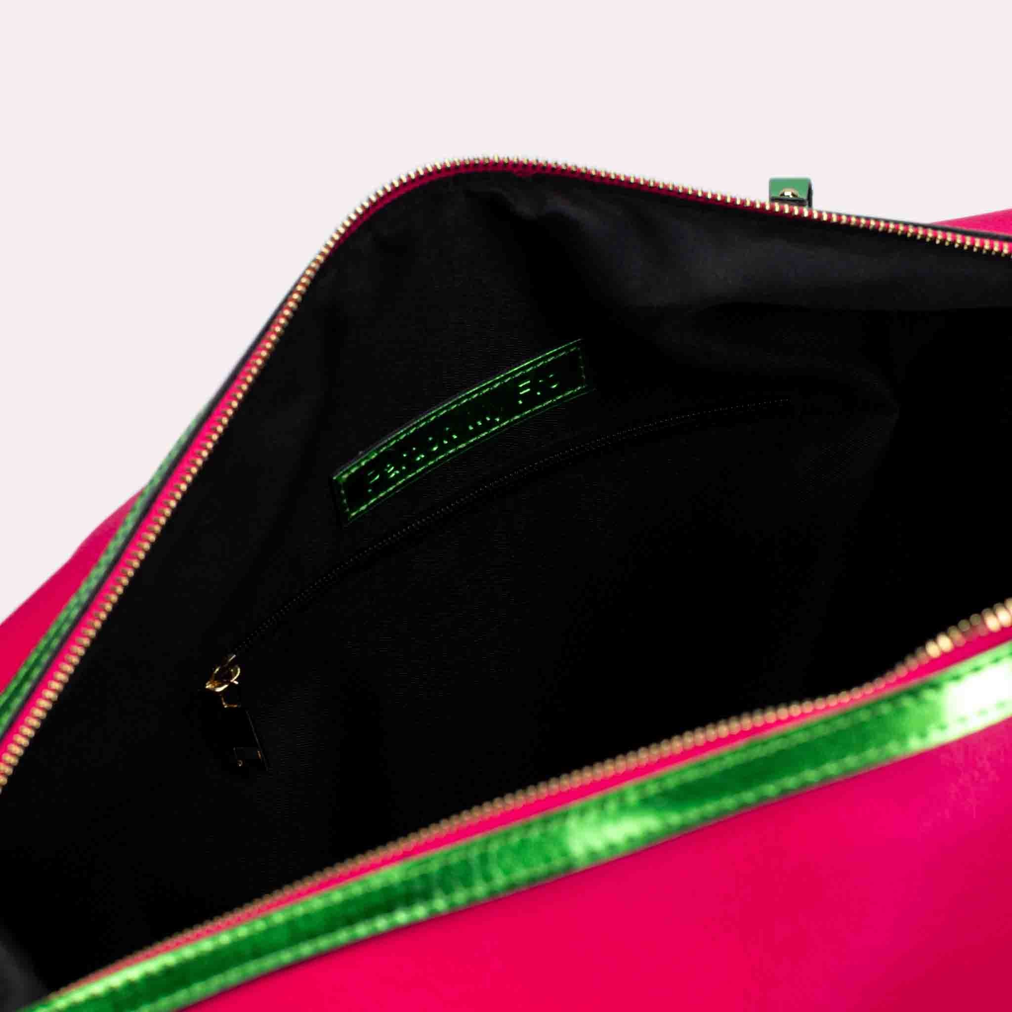 Squad Travel Bag Wicked Pink - Image 5